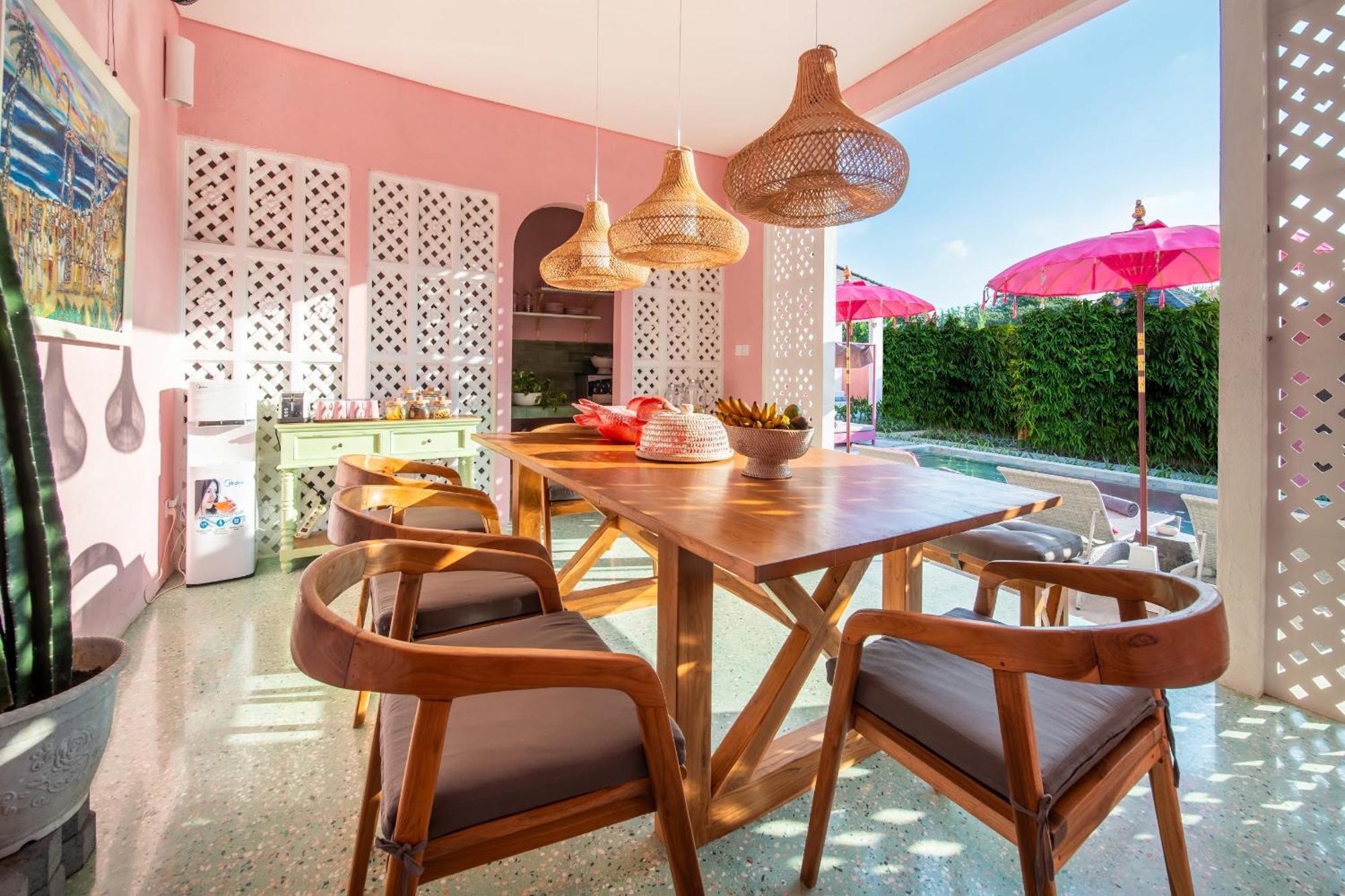 Pinkprivate Balangan - For Cool Adults Only Bed & Breakfast Jimbaran Eksteriør bilde