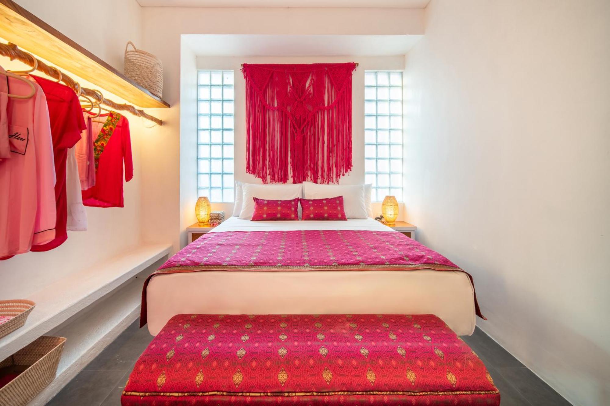Pinkprivate Balangan - For Cool Adults Only Bed & Breakfast Jimbaran Eksteriør bilde