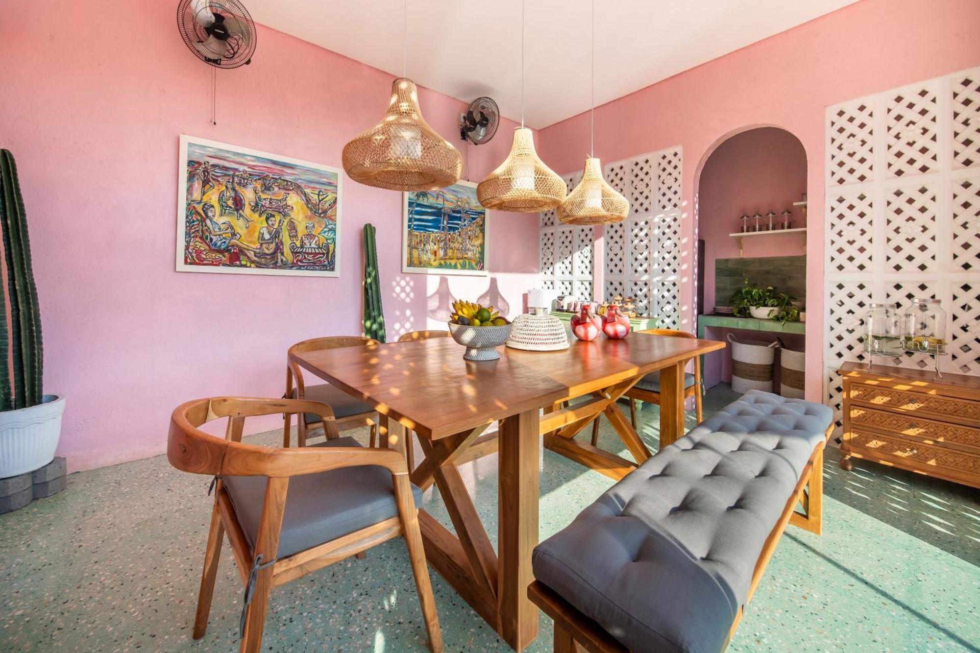 Pinkprivate Balangan - For Cool Adults Only Bed & Breakfast Jimbaran Eksteriør bilde